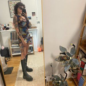 LONG SLEEVE WAVE PRINT MINI